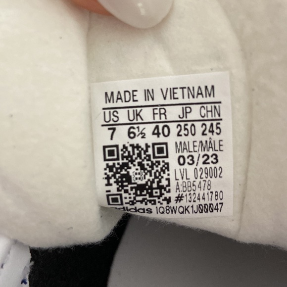 Adidas Gazelle Shoes - Picture 8 of 8